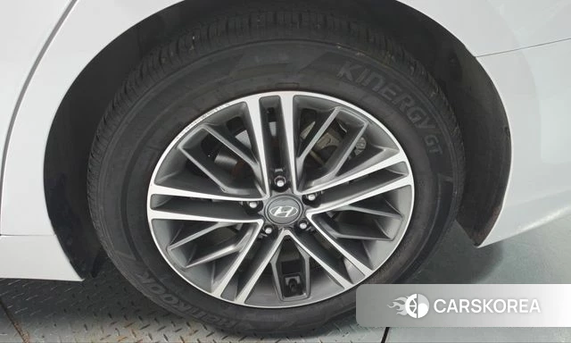 Hyundai Grandeur IG id 5018684 из Кореи 13