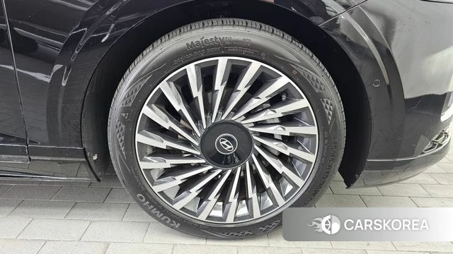 Hyundai Grandeur Hybrid (GN7) id 4995843 из Кореи 13