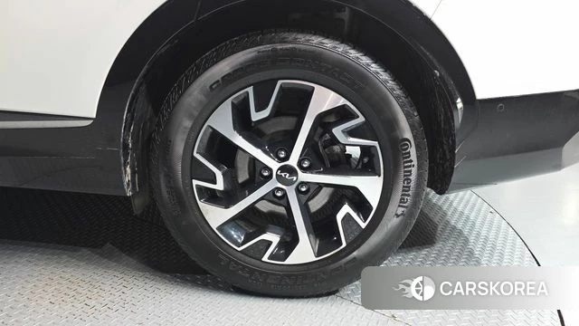 Kia Sportage 5th Generation Hybrid id 4951276 из Кореи 13