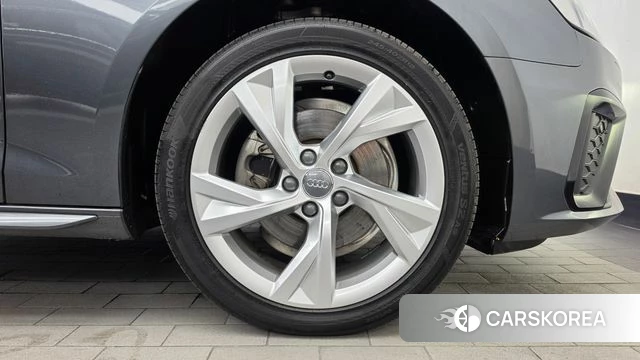 Audi A4 (B9) id 5028512 из Кореи 13