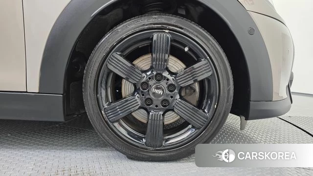 Mini Cooper S Convertible id 4976500 из Кореи 13