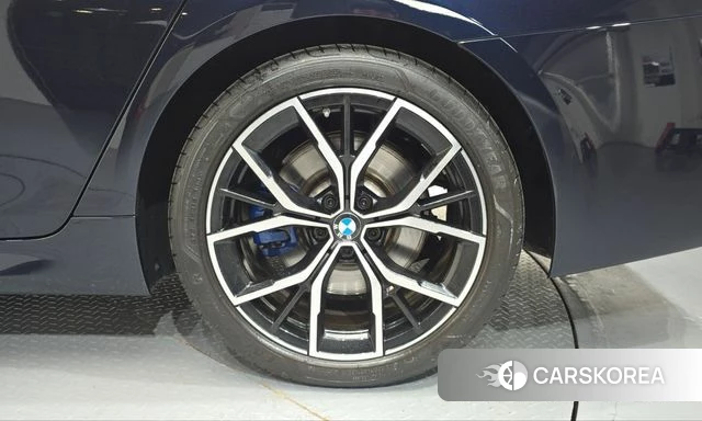 BMW 5 Series (G30) id 5016901 из Кореи 13