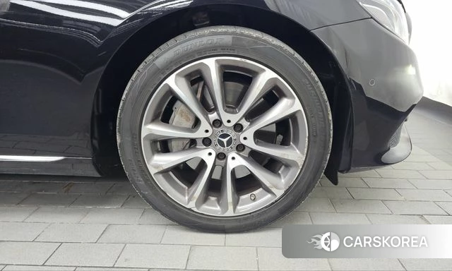Mercedes-Benz E-Class W213 id 5023940 из Кореи 13