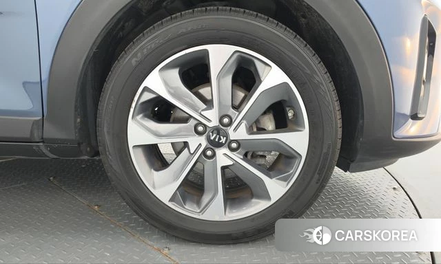 Kia Stonic id 5013171 из Кореи 13