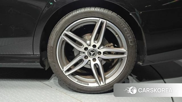 Mercedes-Benz E-Class W213 id 4998676 из Кореи 13