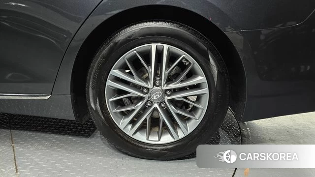 Hyundai Grandeur IG id 5035732 из Кореи 13