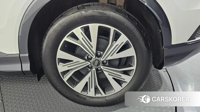 Audi Q4 e-Tron (F4) id 4719639 из Кореи 13