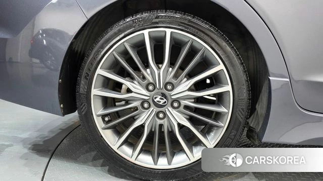 Hyundai Avante AD id 4765562 из Кореи 13