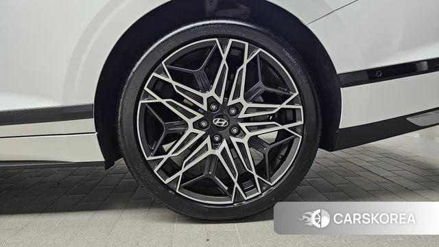 Hyundai Grandeur (GN7) id 5039697 из Кореи 13