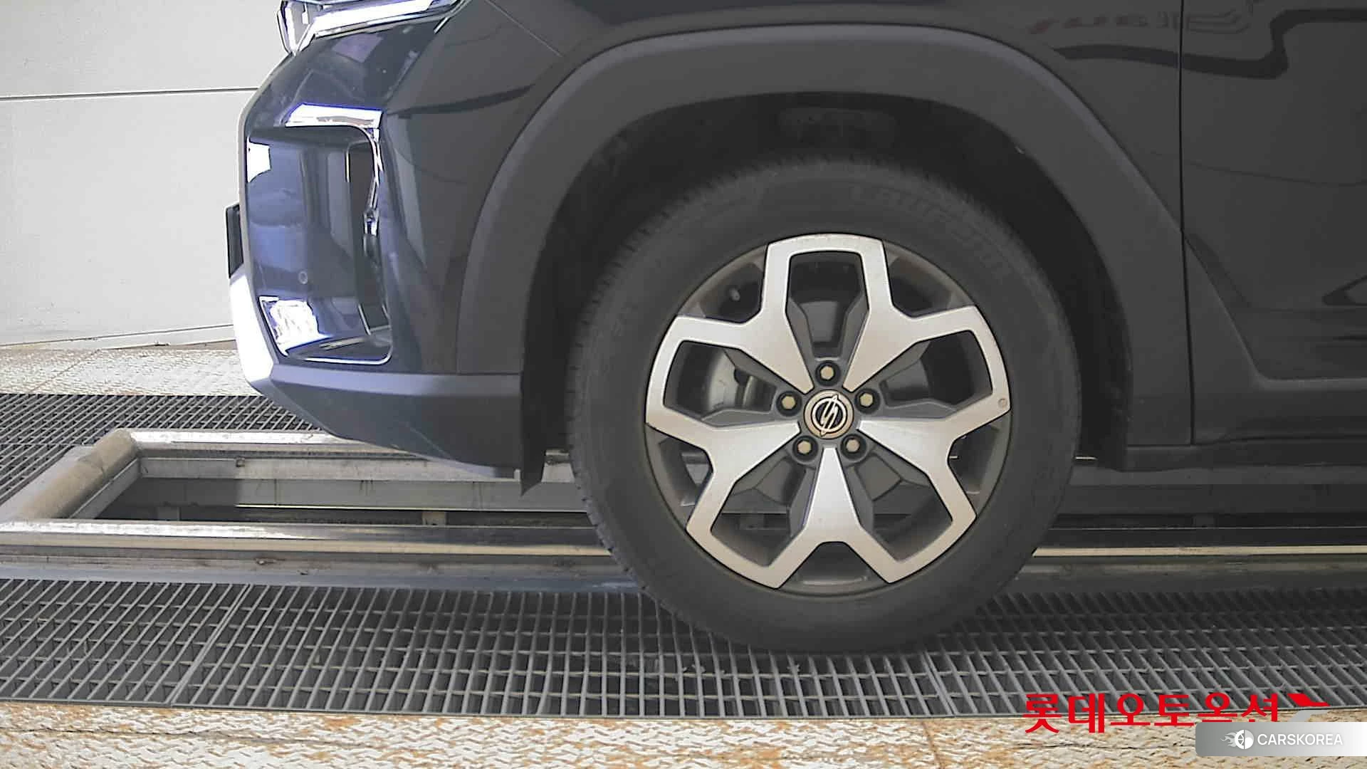 SsangYong Torres id 4990101 из Кореи 13