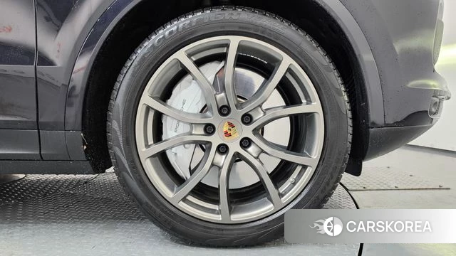 Porsche Cayenne (PO536) id 4982561 из Кореи 13