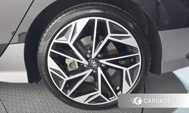 Hyundai Ionic 6 id 5012265 из Кореи 13