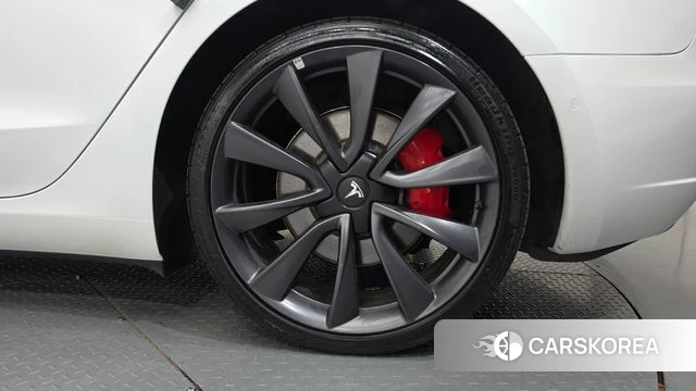 Tesla Model 3 id 4864831 из Кореи 13