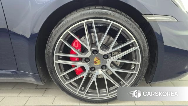 Porsche 911(992) id 4784840 из Кореи 13