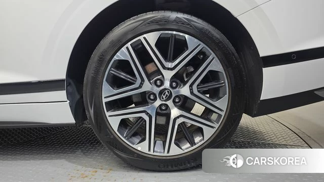 Hyundai Grandeur (GN7) id 4950365 из Кореи 13