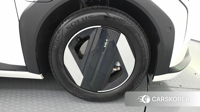 Kia EV4 id 4949941 из Кореи 13