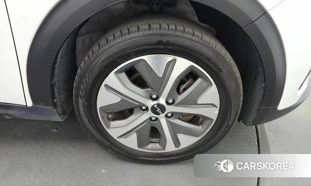 Kia Niro Plus id 5046845 из Кореи 13