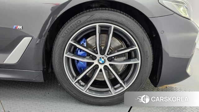 BMW 5 Series (G30) id 5012627 из Кореи 13
