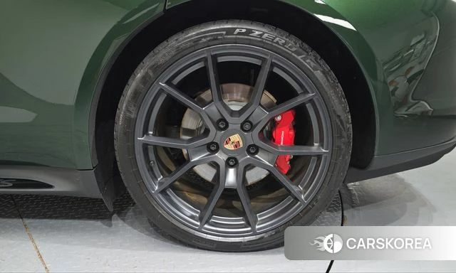 Porsche Taycan id 4980153 из Кореи 13
