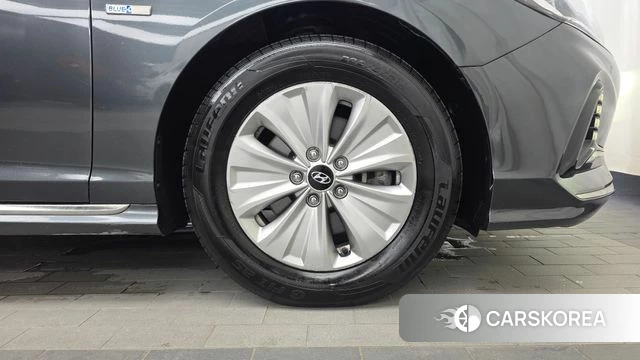 Hyundai Sonata New Rise Hybrid id 4760054 из Кореи 13