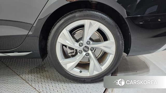 Audi A4 (B9) id 4936091 из Кореи 13