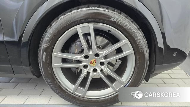 Porsche Cayenne (PO536) id 4957937 из Кореи 13