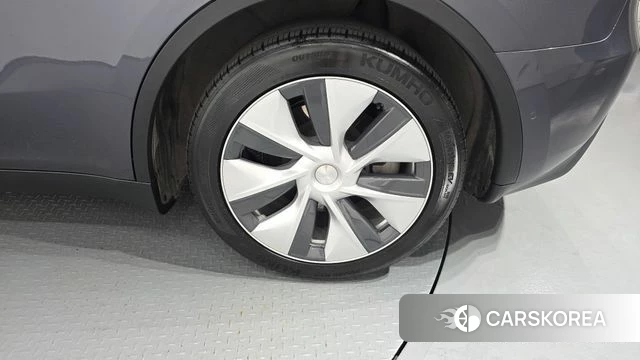 Tesla Model Y id 4929813 из Кореи 13