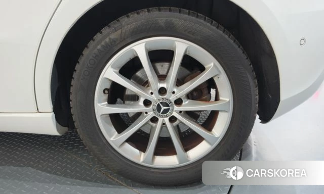 Mercedes-Benz A-Class W177 id 4952665 из Кореи 13