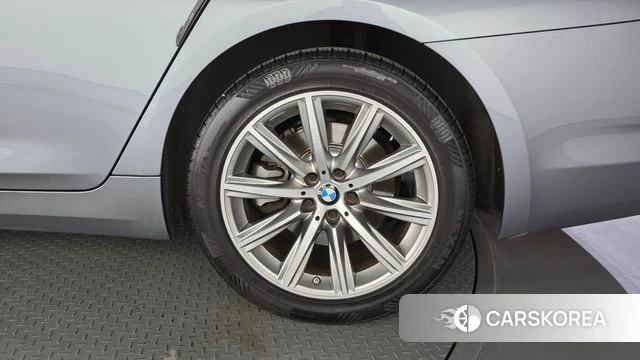 BMW 5 Series (G30) id 5048552 из Кореи 13