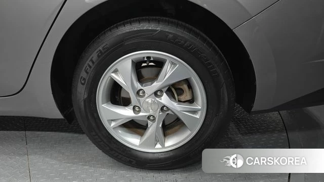Hyundai Avante (CN7) id 4929861 из Кореи 13