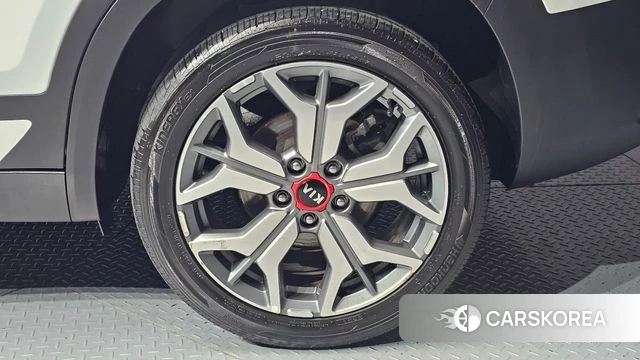 Kia Seltos id 4967154 из Кореи 13