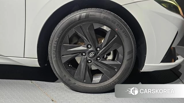Hyundai Avante Hybrid (CN7) id 5016872 из Кореи 13