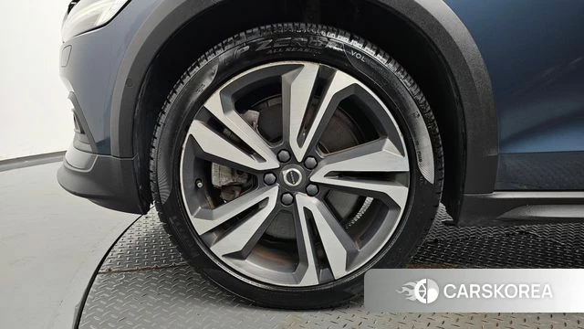 Volvo V60 Cross-Country 2nd Generation id 5013396 из Кореи 13