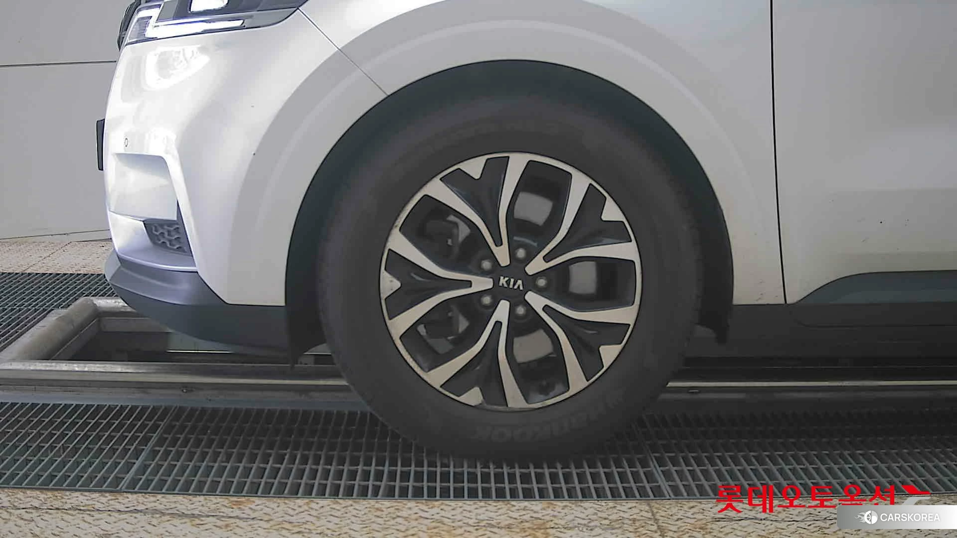 Kia Carnival id 4984626 из Кореи 13