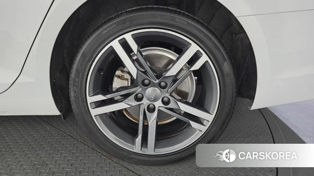 Audi A4 (B9) id 5013530 из Кореи 13