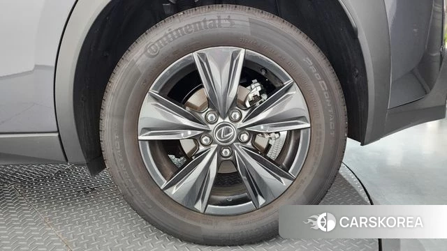 Lexus UX300h id 4714992 из Кореи 13