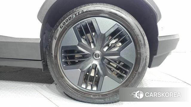 Volvo EX30 Cross Country id 4752692 из Кореи 13