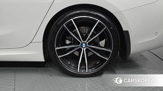 BMW 3 Series (G20) id 4976975 из Кореи 13