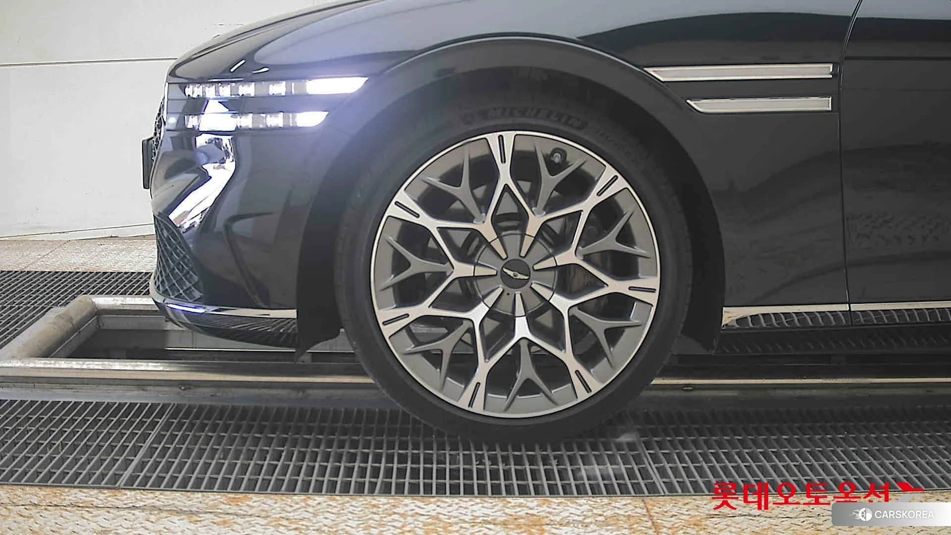 Hyundai G90 id 5001045 из Кореи 13