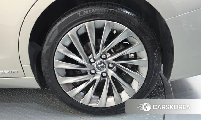 Lexus ES300h 7th generation id 4998662 из Кореи 13
