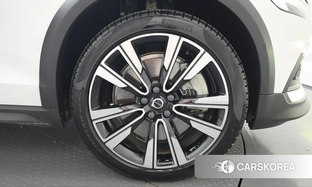 Volvo V60 Cross-Country 2nd Generation id 4991776 из Кореи 13