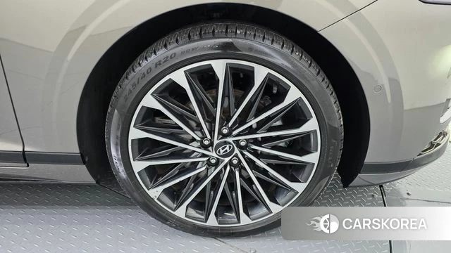 Hyundai Grandeur (GN7) id 5026819 из Кореи 13