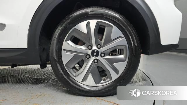Kia Niro EV id 5012893 из Кореи 13
