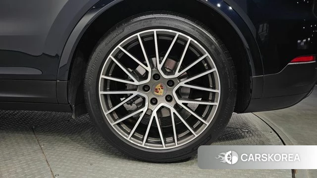 Porsche Cayenne (PO536) id 4923489 из Кореи 13