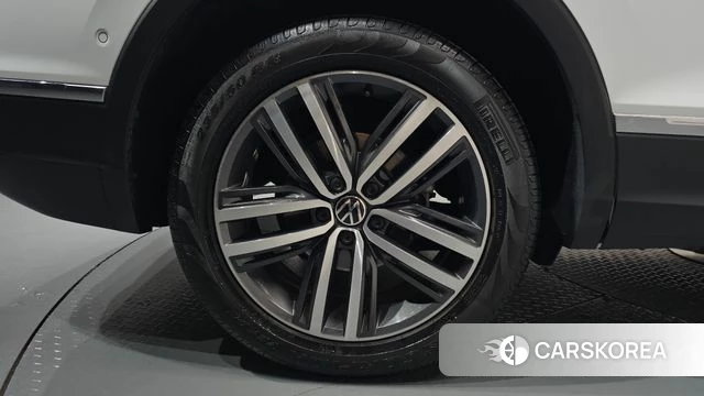 Volkswagen Tiguan Allspace id 4928575 из Кореи 13