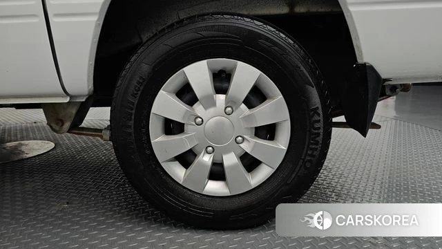 Chevrolet (GM Daewoo) New Damas id 4998796 из Кореи 13