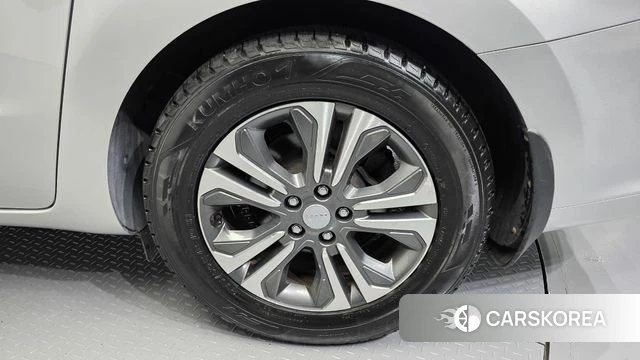 Kia The New Carnival id 5041875 из Кореи 13