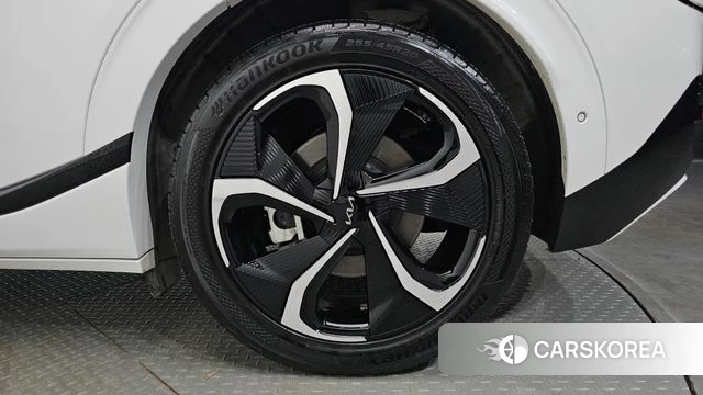 Kia EV6 id 5002971 из Кореи 13