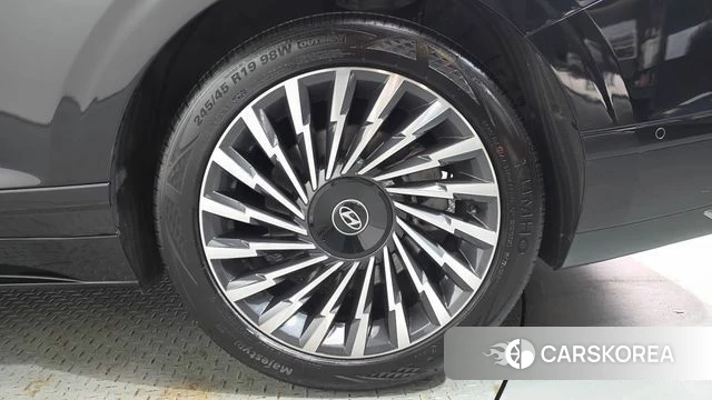 Hyundai Grandeur (GN7) id 4792908 из Кореи 13