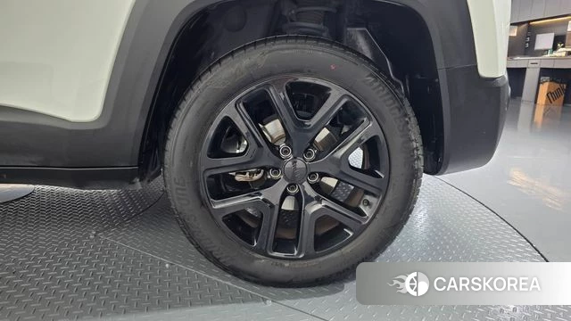 Jeep Renegade id 4975909 из Кореи 13